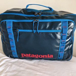 Patagonia Black Hole MLC 45, Big Sur Blue, NWOT